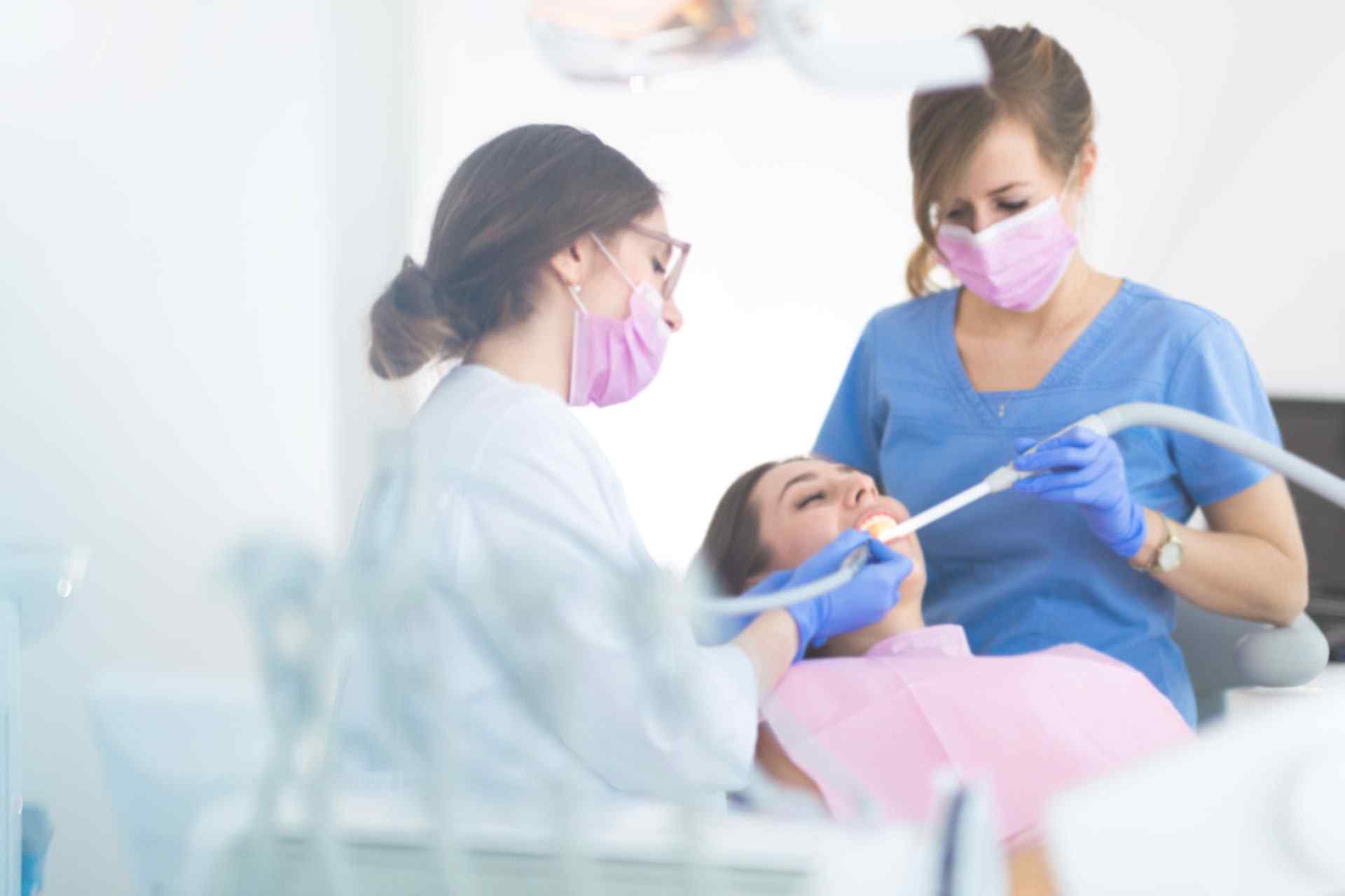 https://emergencydentistdaytonabeach.com/wp-content/uploads/2020/02/about_us_background.jpg